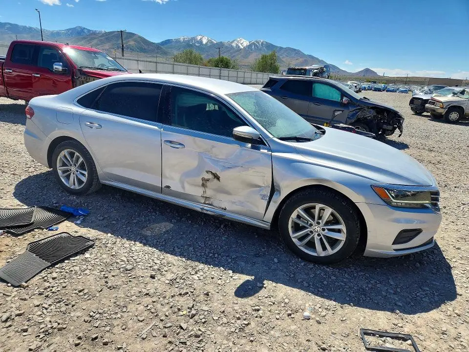 2020 VOLKSWAGEN PASSAT SE  