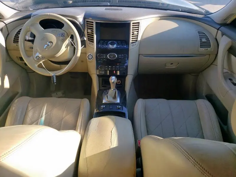 2011 INFINITI FX35   