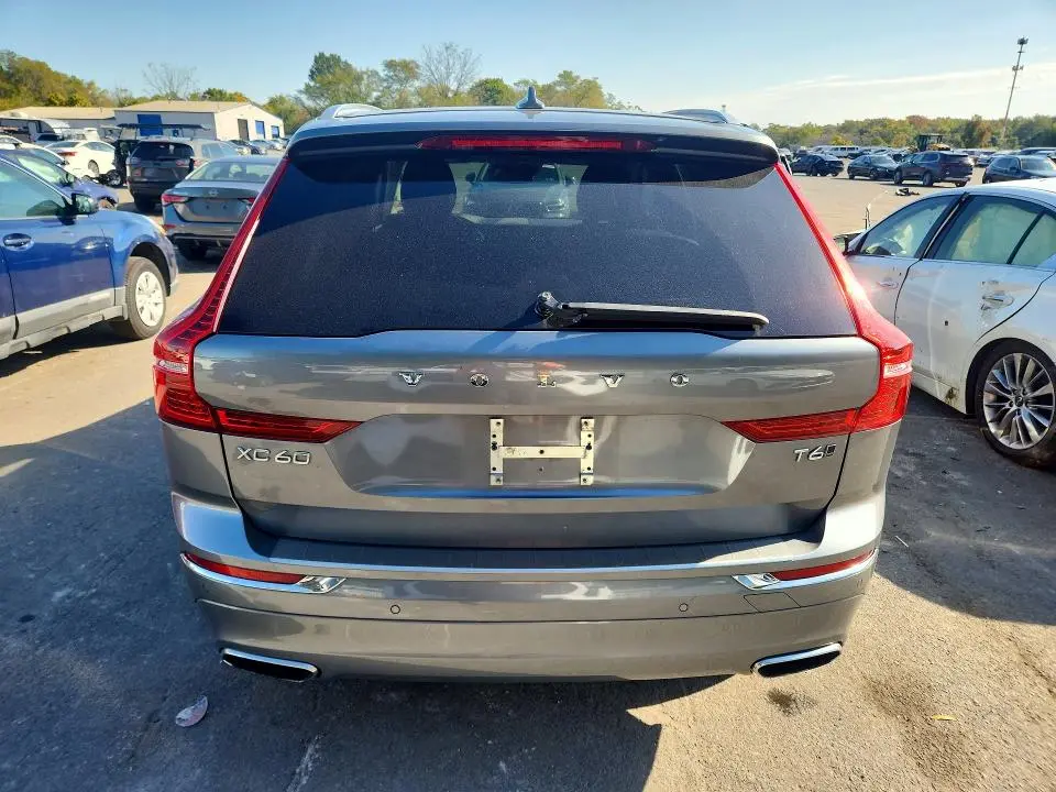 2021 VOLVO XC60 T6 INSCRIPTION  