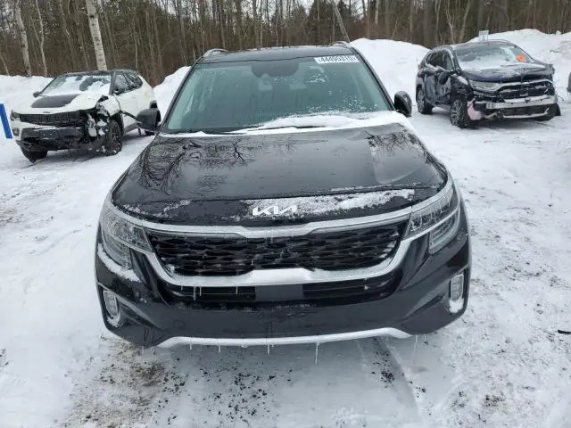 2023 KIA SELTOS EX