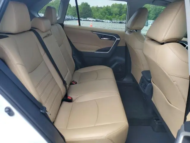 2019 TOYOTA RAV4 XLE PREMIUM