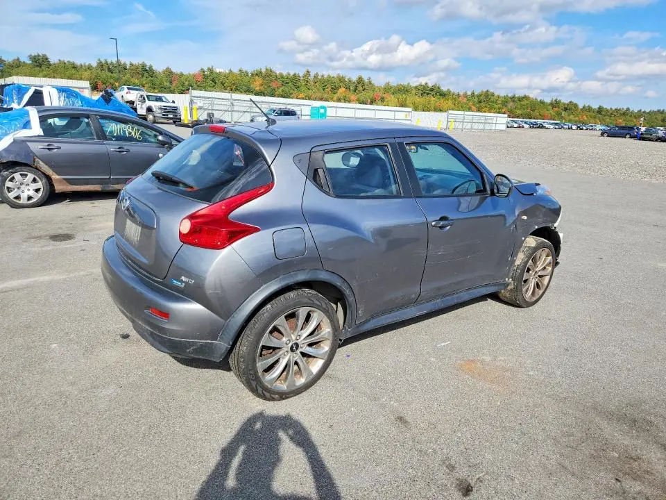 2013 NISSAN JUKE S  