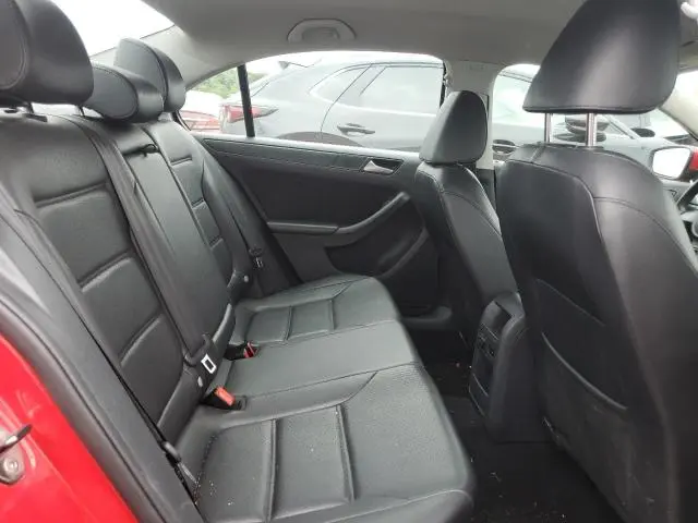 2014 VOLKSWAGEN JETTA SE  