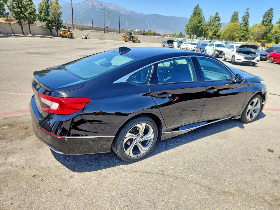 2018 HONDA ACCORD EX  