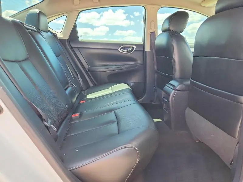 2015 NISSAN SENTRA SR  