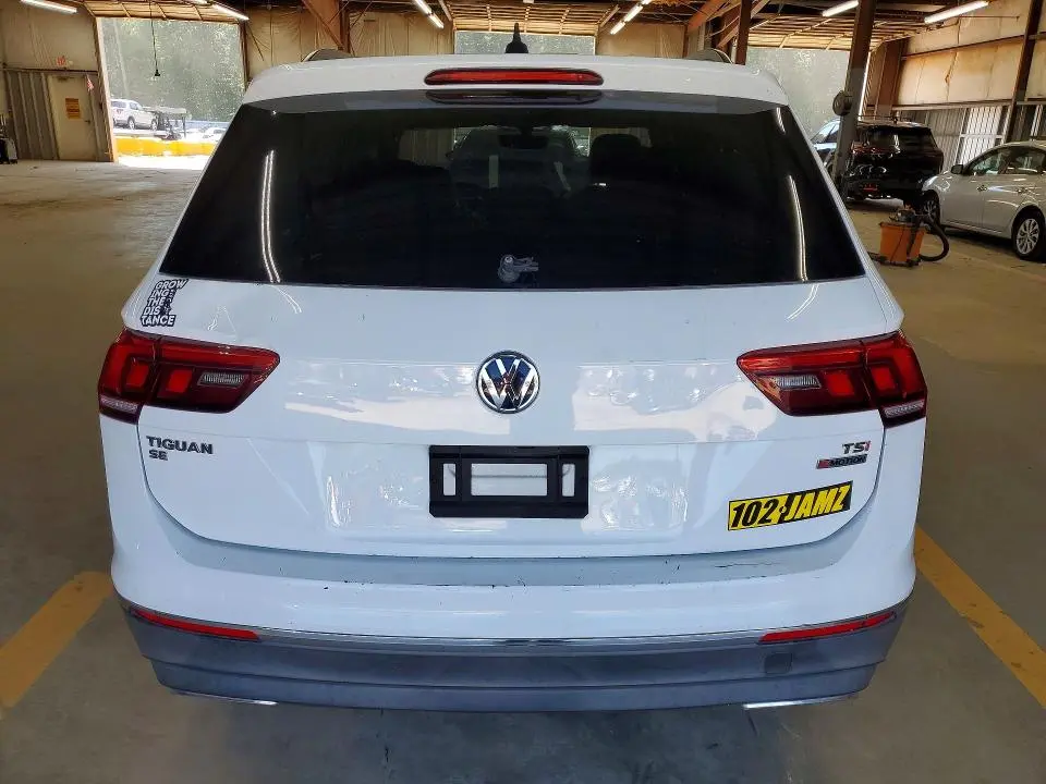 2018 VOLKSWAGEN TIGUAN SE  