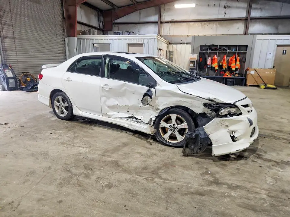 2012 TOYOTA COROLLA S  