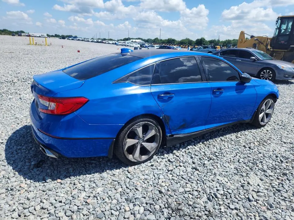 2018 HONDA ACCORD TOURING  