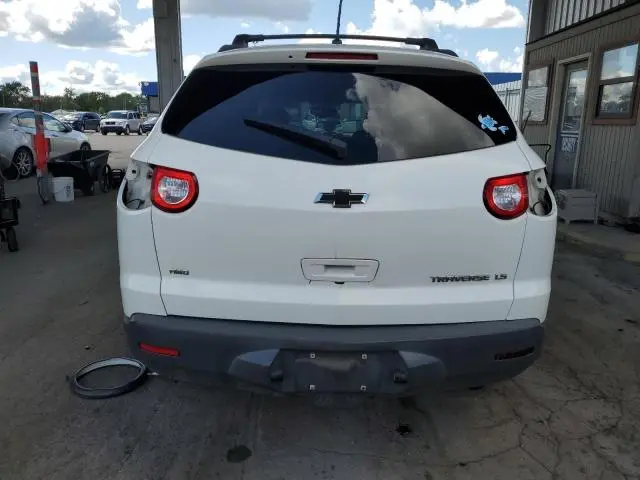 2011 CHEVROLET TRAVERSE LS  