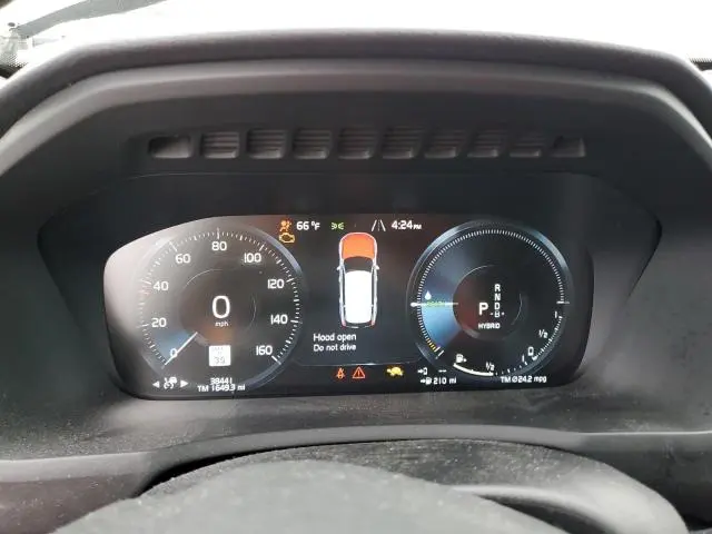 2020 VOLVO XC90 T8 MOMENTUM  