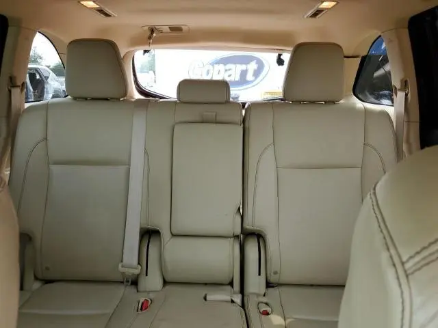 2015 TOYOTA HIGHLANDER XLE  