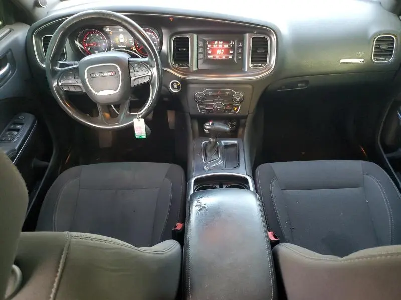 2017 DODGE CHARGER SE  