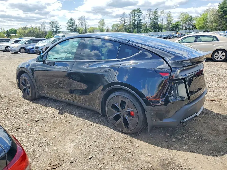 2026 TESLA MODEL Y   