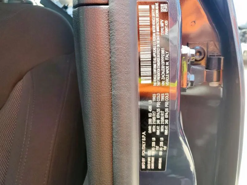 2023 JEEP RENEGADE LATITUDE  