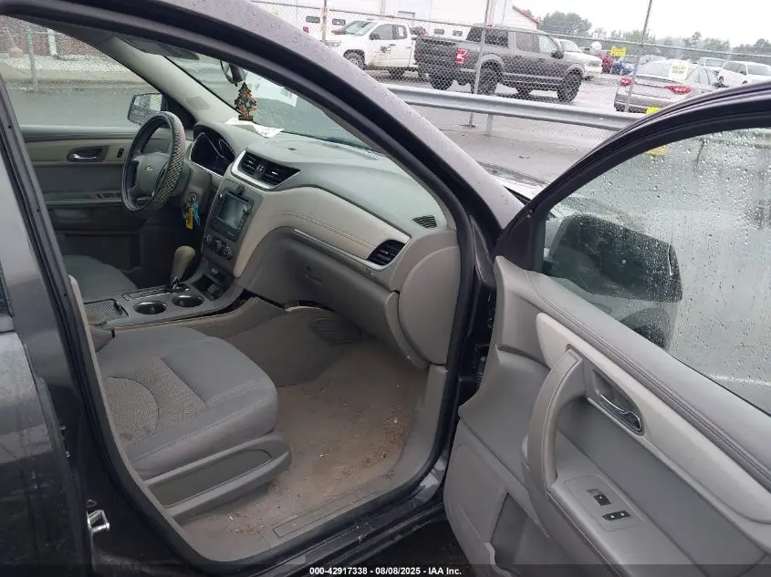 2015 CHEVROLET TRAVERSE LS