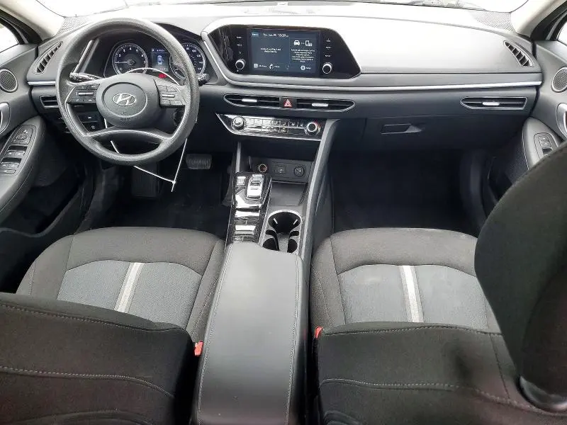 2020 HYUNDAI SONATA SE  