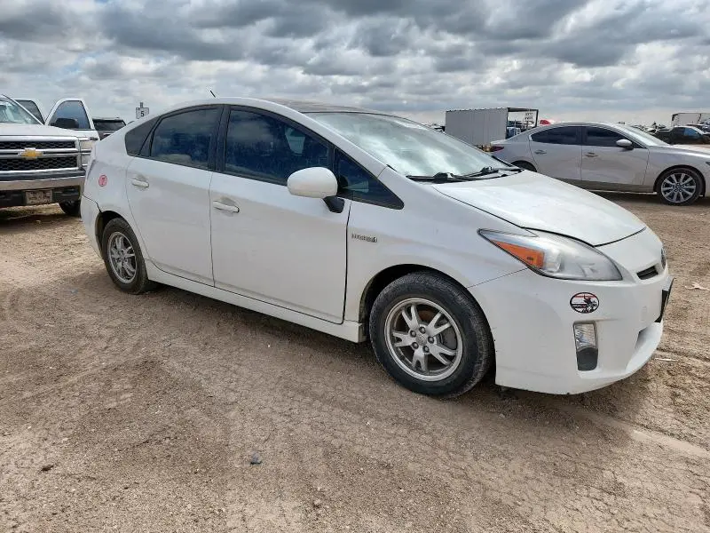 2011 TOYOTA PRIUS   