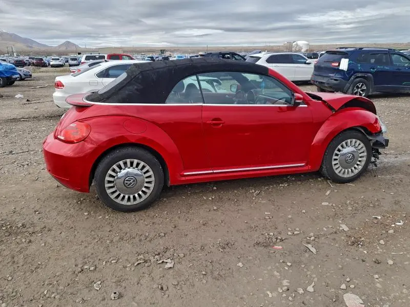 2013 VOLKSWAGEN BEETLE   