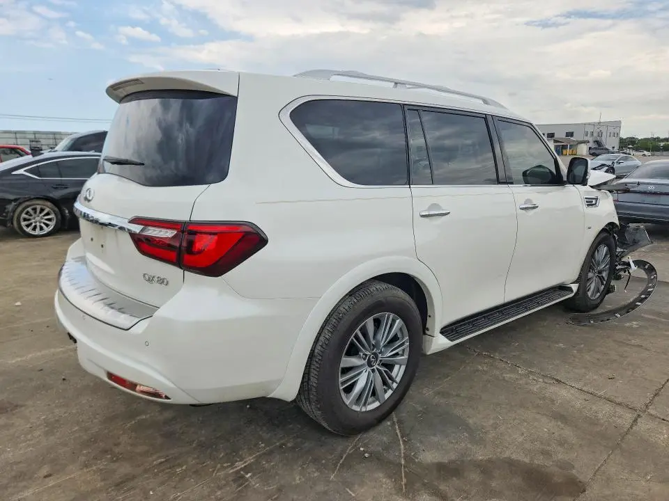 2020 INFINITI QX80 LUXE  
