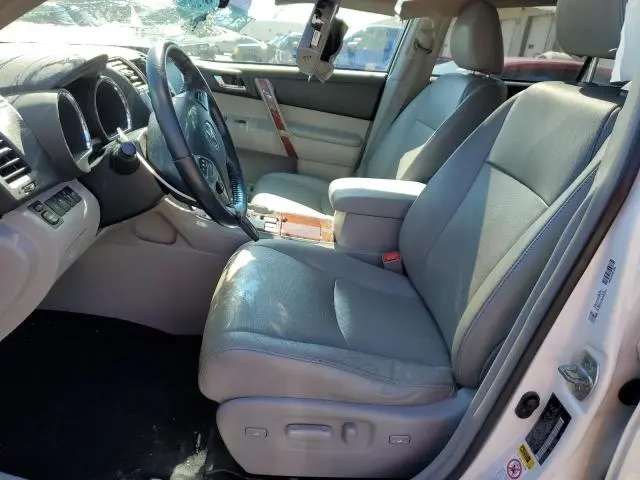2013 TOYOTA HIGHLANDER LIMITED