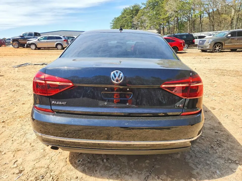 2018 VOLKSWAGEN PASSAT S  