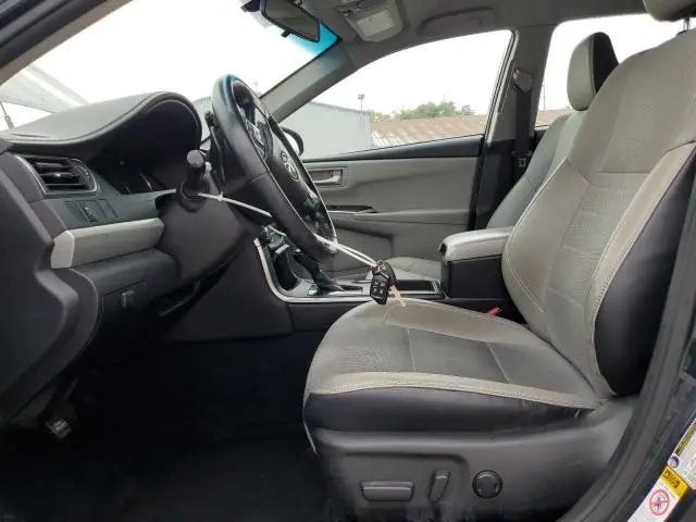 2016 TOYOTA CAMRY LE