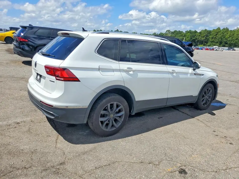 2024 VOLKSWAGEN TIGUAN SE  