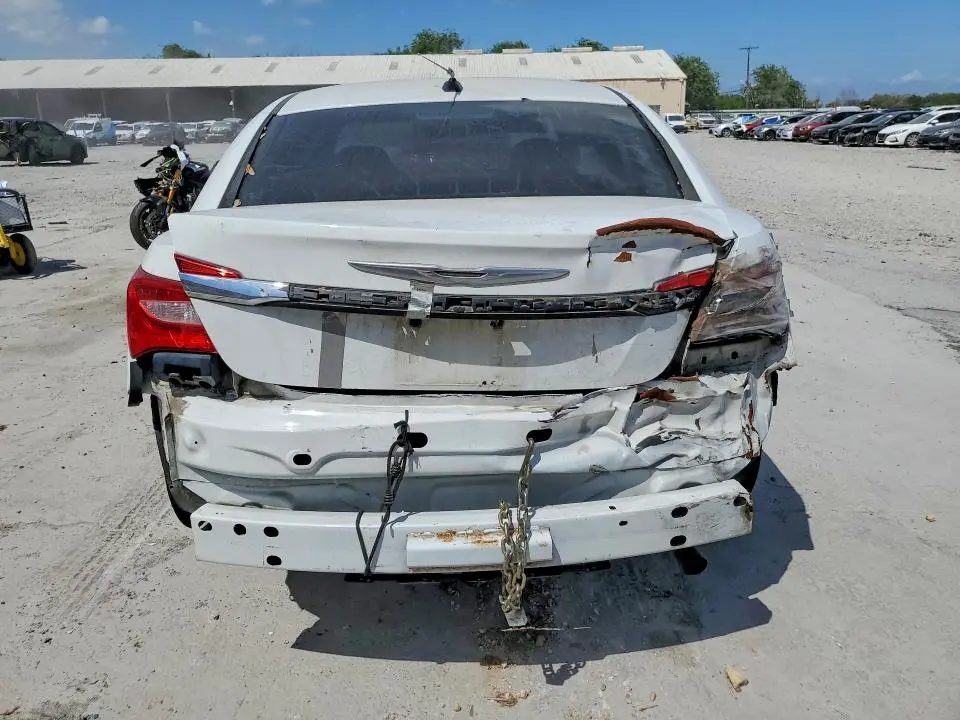 2012 CHRYSLER 200 LX  