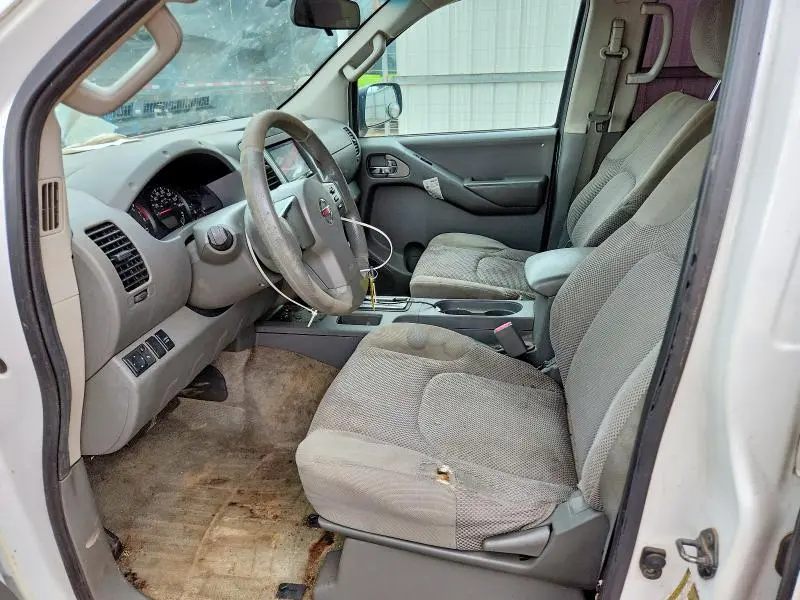 2012 NISSAN FRONTIER S  