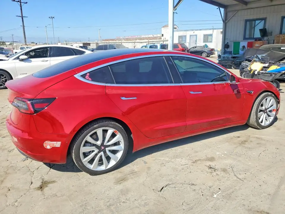 2018 TESLA MODEL 3   