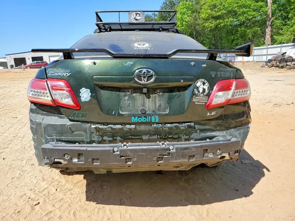 2011 TOYOTA CAMRY LE  