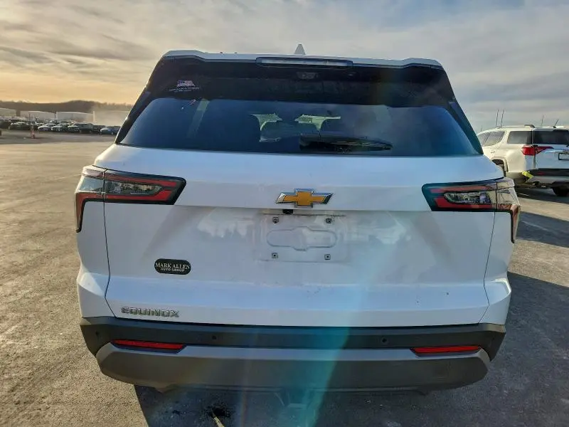 2025 CHEVROLET EQUINOX LT  