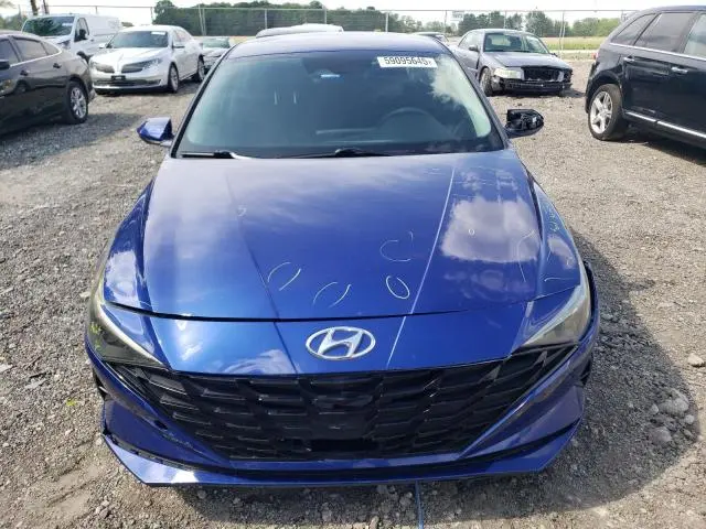 2021 HYUNDAI ELANTRA SE  