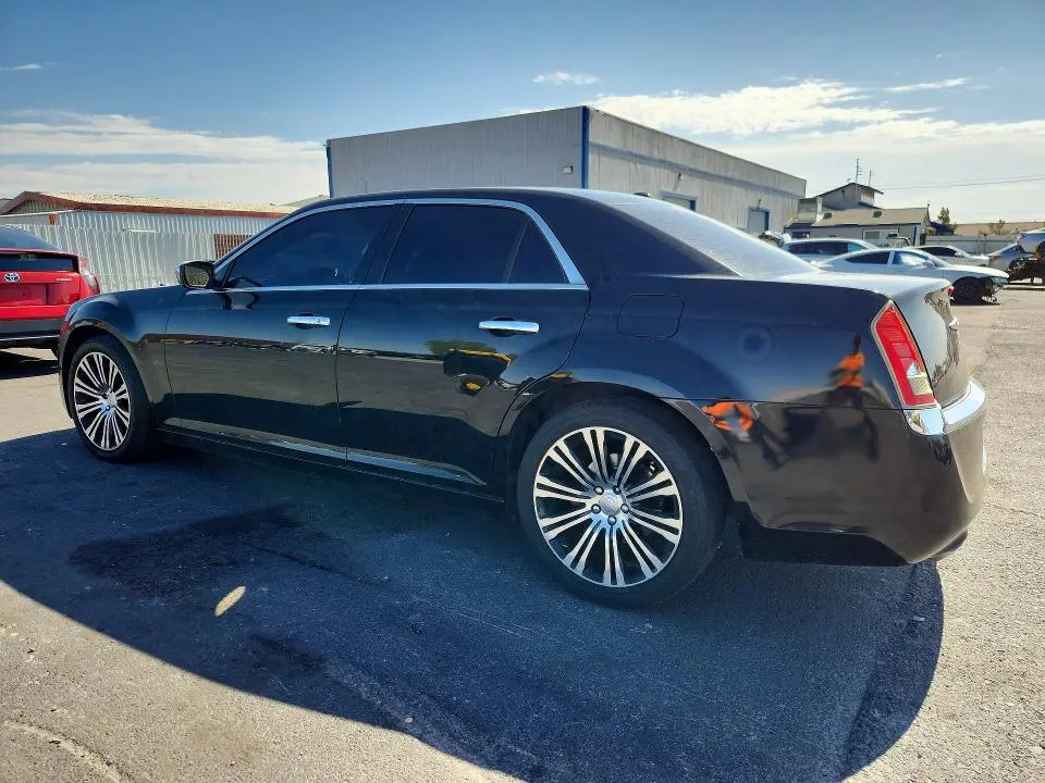 2013 CHRYSLER 300C   