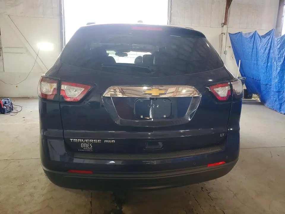 2017 CHEVROLET TRAVERSE LT  