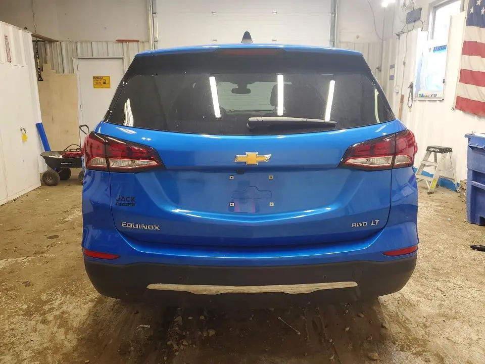 2024 CHEVROLET EQUINOX LT  