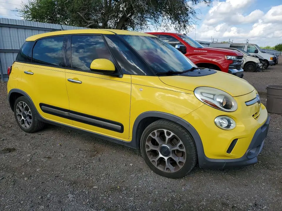 2014 FIAT 500L TREKKING  