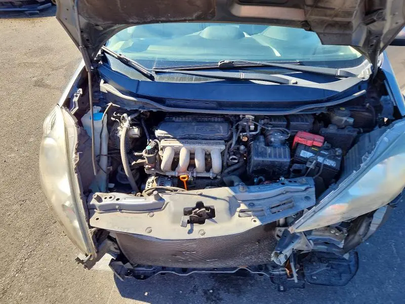 2013 HONDA FIT   