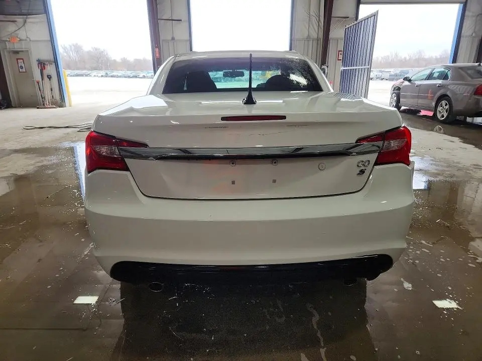 2013 CHRYSLER 200 S  