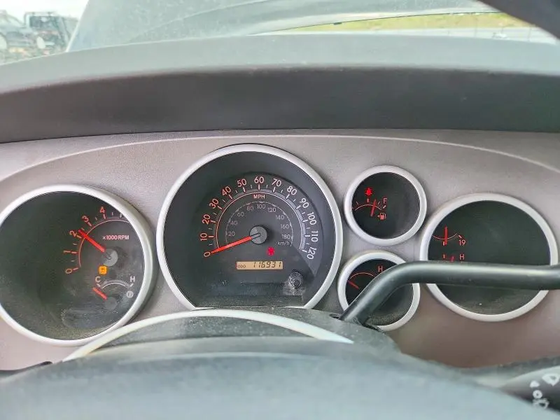2010 TOYOTA TUNDRA   