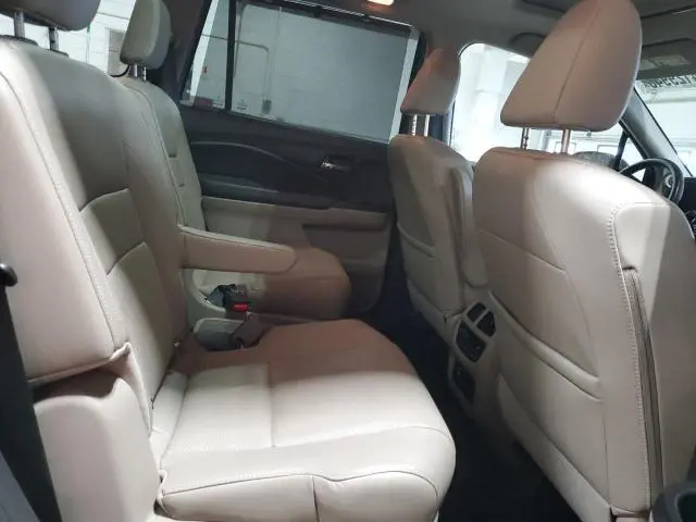 2017 HONDA PILOT ELITE
