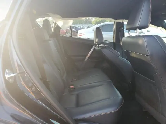 2017 TOYOTA RAV4 SE