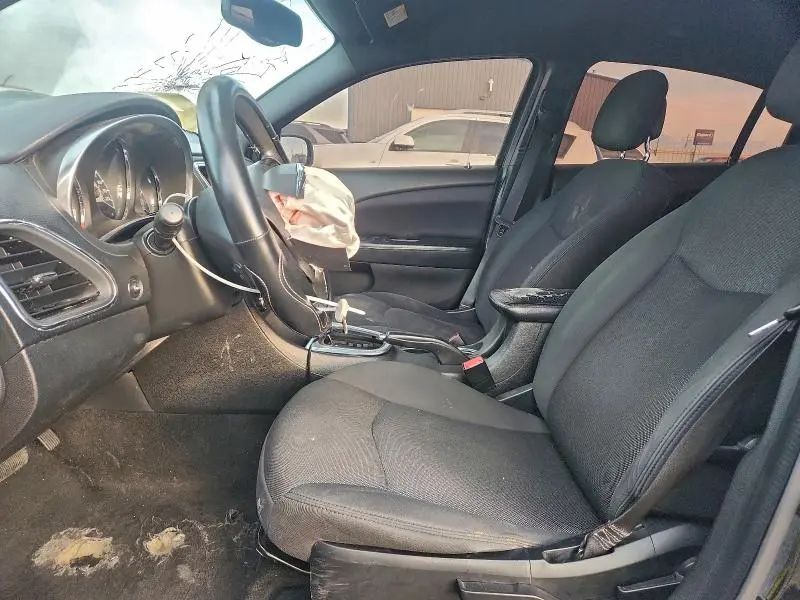 2014 CHRYSLER 200 LX  