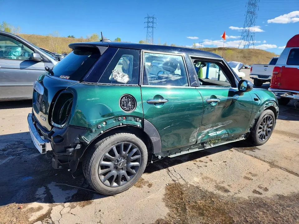 2015 MINI COOPER   