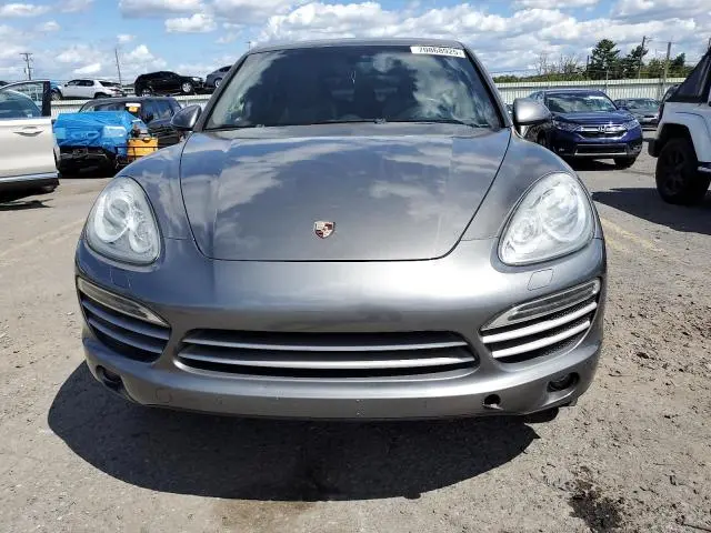 2014 PORSCHE CAYENNE   