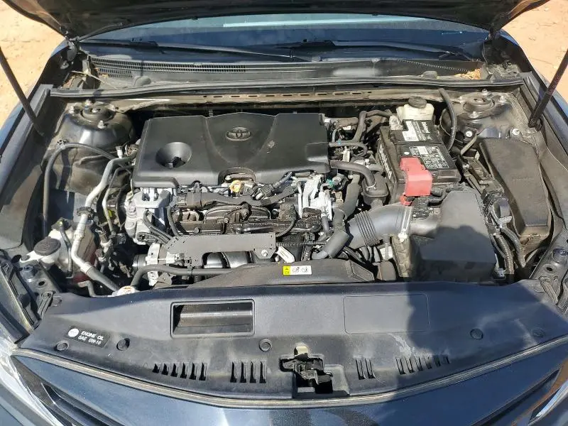 2018 TOYOTA CAMRY SE  