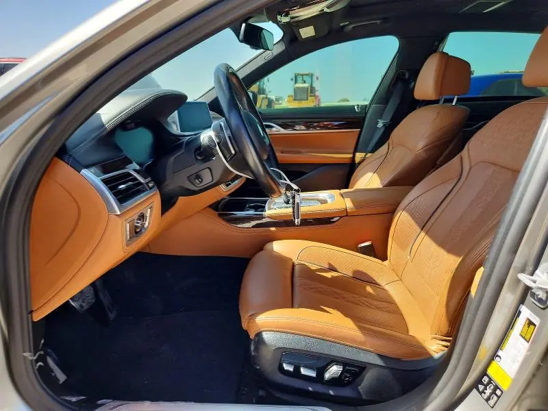 2021 BMW 750 XI  