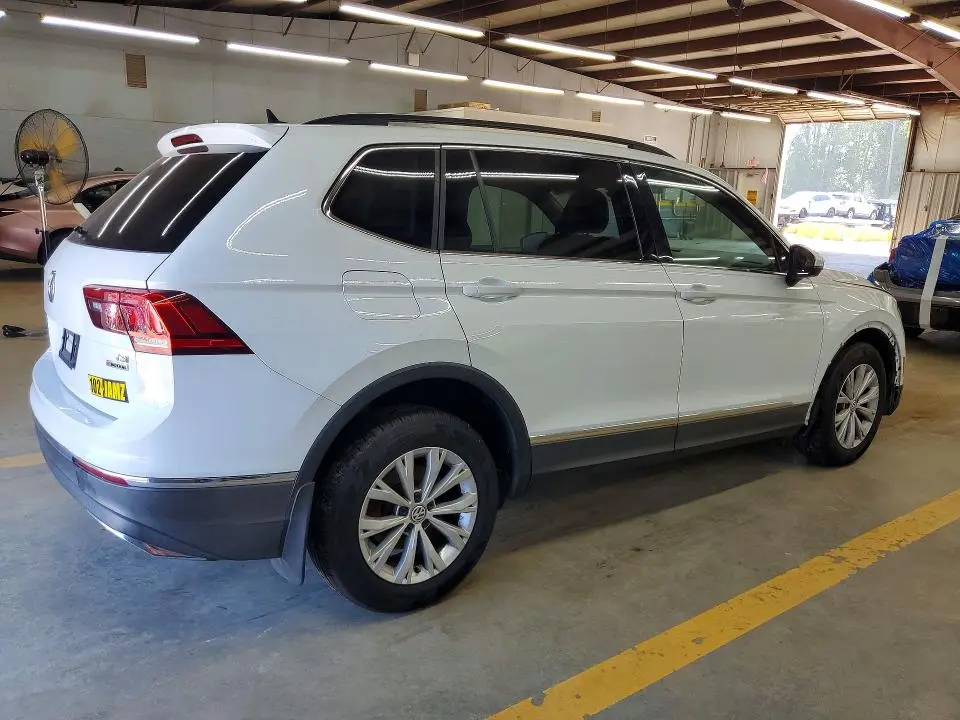 2018 VOLKSWAGEN TIGUAN SE  