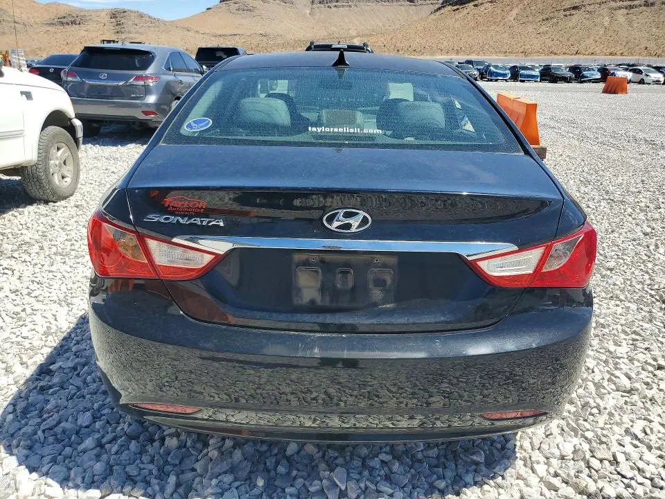 2011 HYUNDAI SONATA GLS  