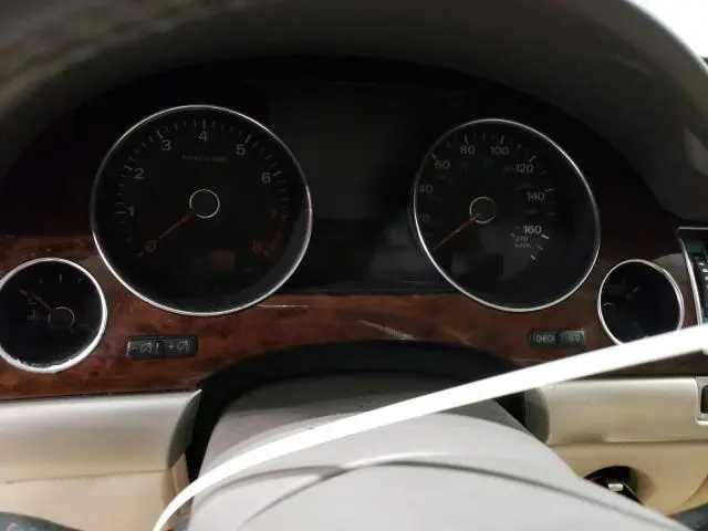 2010 AUDI A8 QUATTRO  